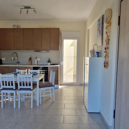 Mango Apartment Nikiti  Ngoại thất bức ảnh