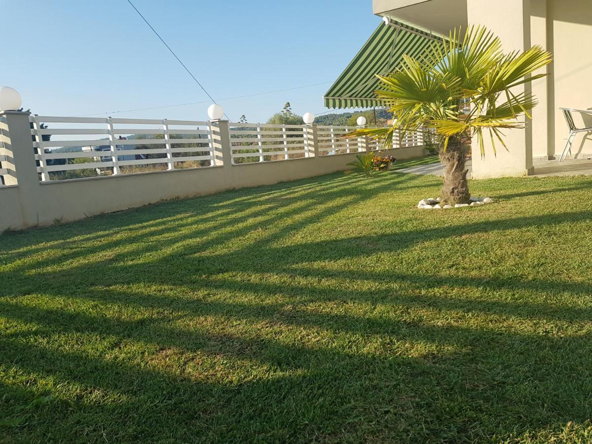 Mango Apartment Nikiti  Ngoại thất bức ảnh