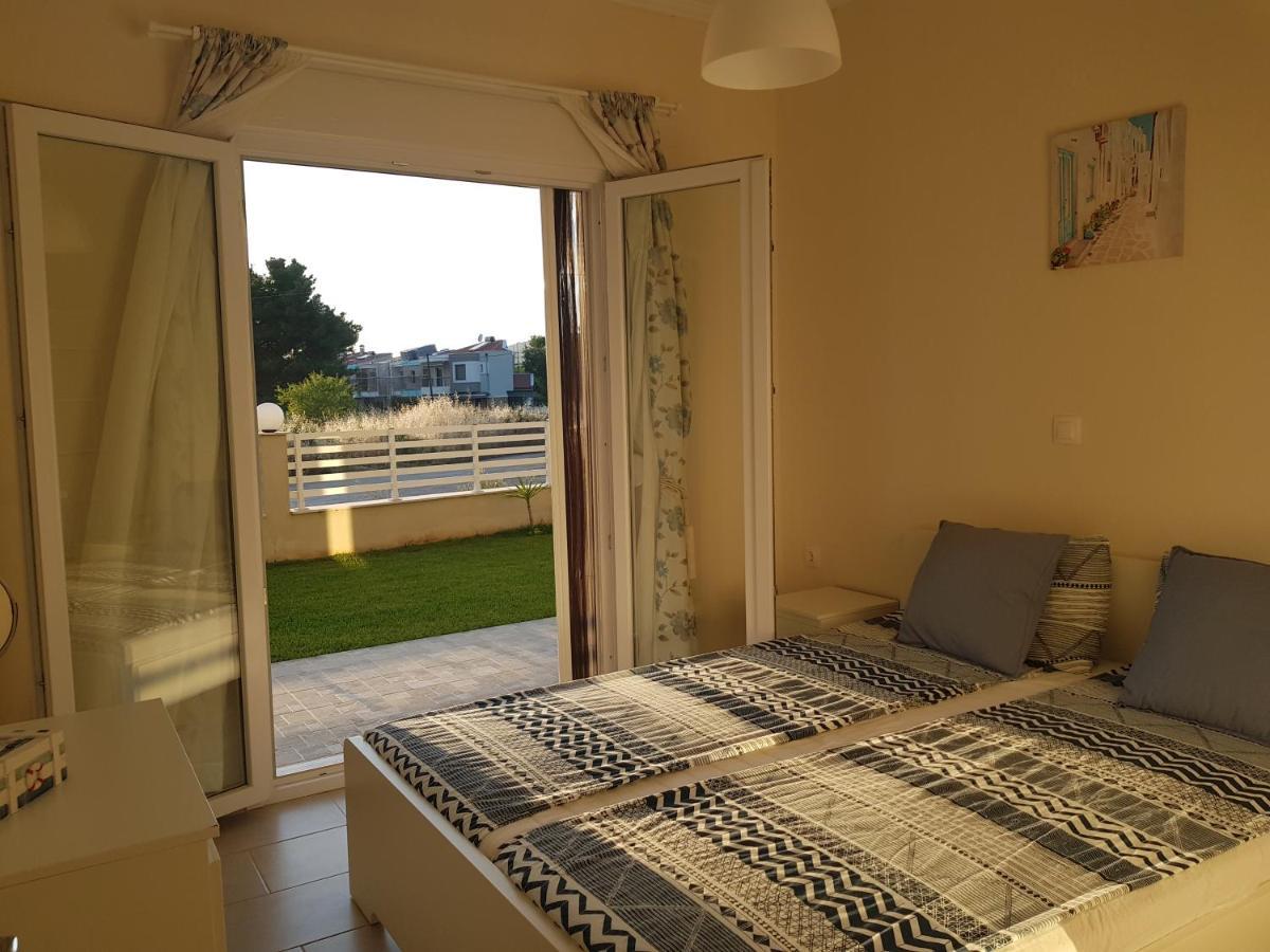 Mango Apartment Nikiti  Ngoại thất bức ảnh