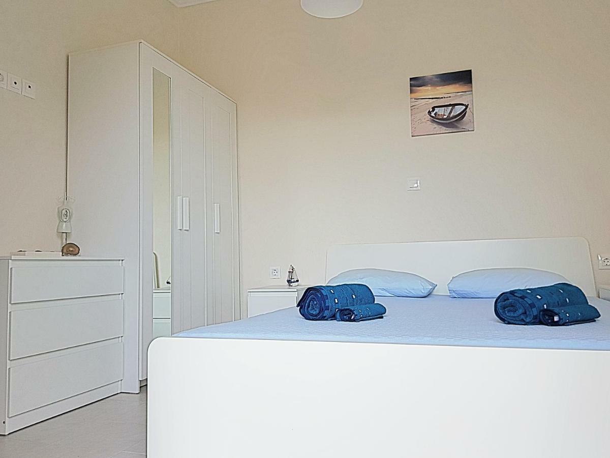Mango Apartment Nikiti  Ngoại thất bức ảnh